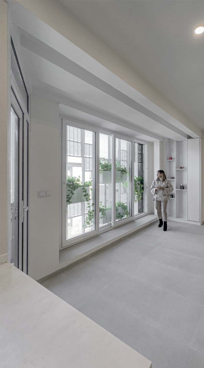 Interior of "woven curtain apartment", slide no. 0