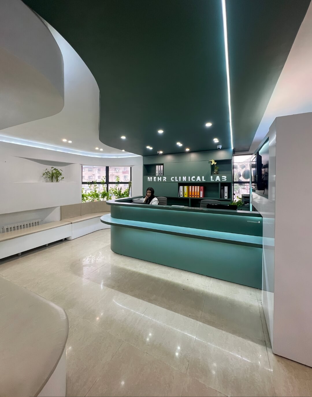 Interior design of Mehr Clinical Lab, slide no. 1